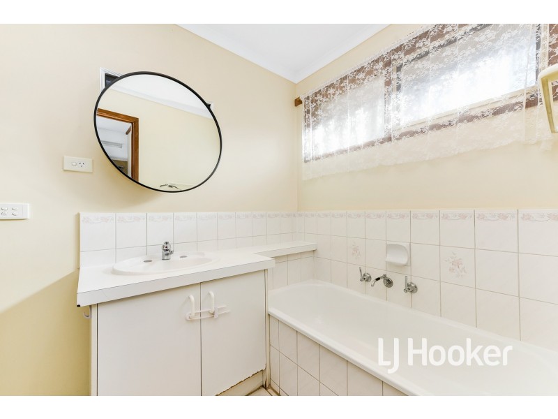 7 Emma Court, Hampton Park VIC 3976