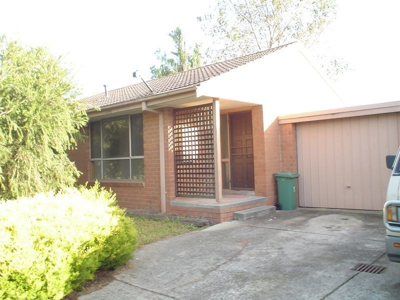 1/2 Barilla Court, Cranbourne VIC 3977