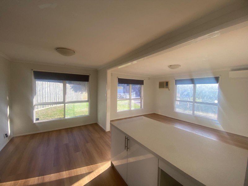 6 Karol Court, Hampton Park VIC 3976