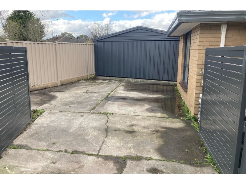 6 Karol Court, Hampton Park VIC 3976