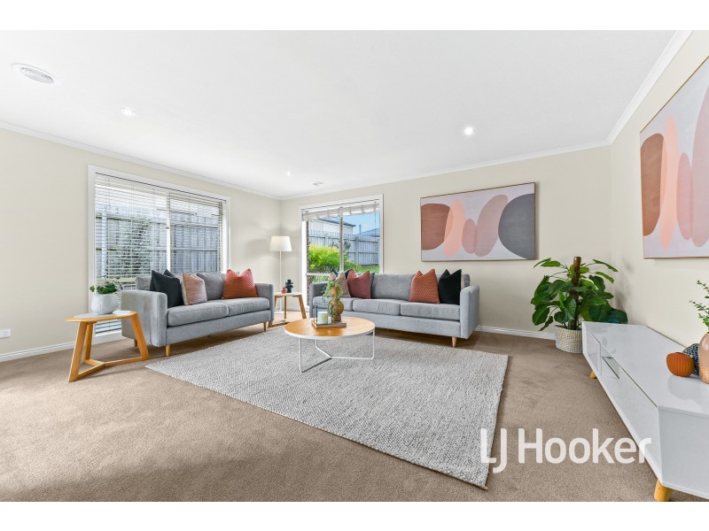 9 Arklow Court, Cranbourne VIC 3977