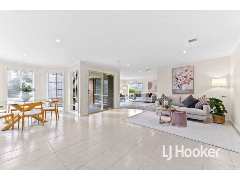 9 Arklow Court, Cranbourne VIC 3977