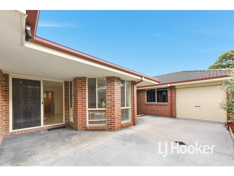 9 Arklow Court, Cranbourne VIC 3977