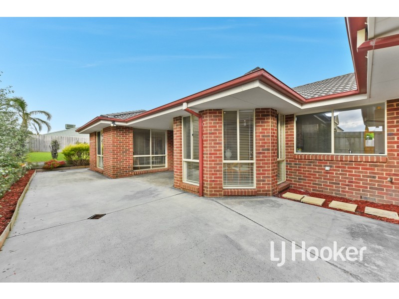 9 Arklow Court, Cranbourne VIC 3977