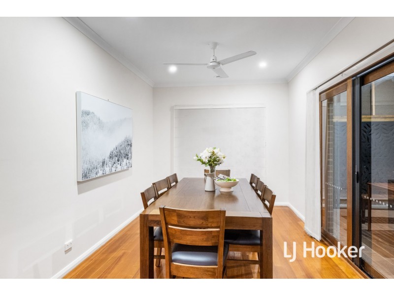 7 Prescott Drive, Cranbourne North VIC 3977
