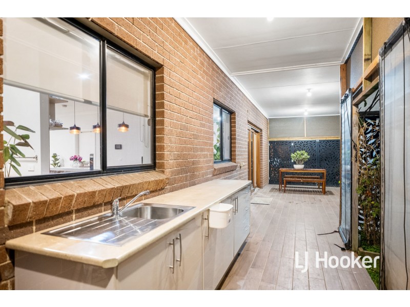 7 Prescott Drive, Cranbourne North VIC 3977