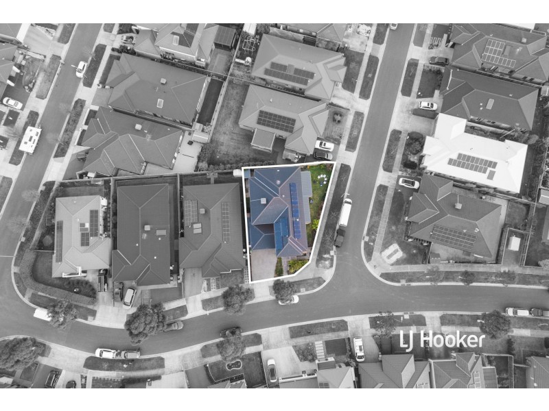 7 Prescott Drive, Cranbourne North VIC 3977