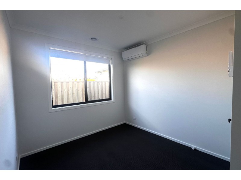 50 Concerto Street, Clyde VIC 3978