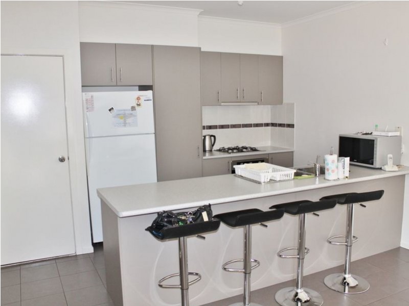 48 Mannavue Boulevard, Cranbourne North VIC 3977