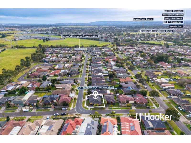 1/4 Providence Drive, Cranbourne West VIC 3977