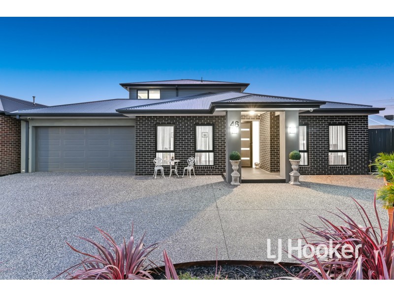 46 Meyer Crescent, Clyde North VIC 3978