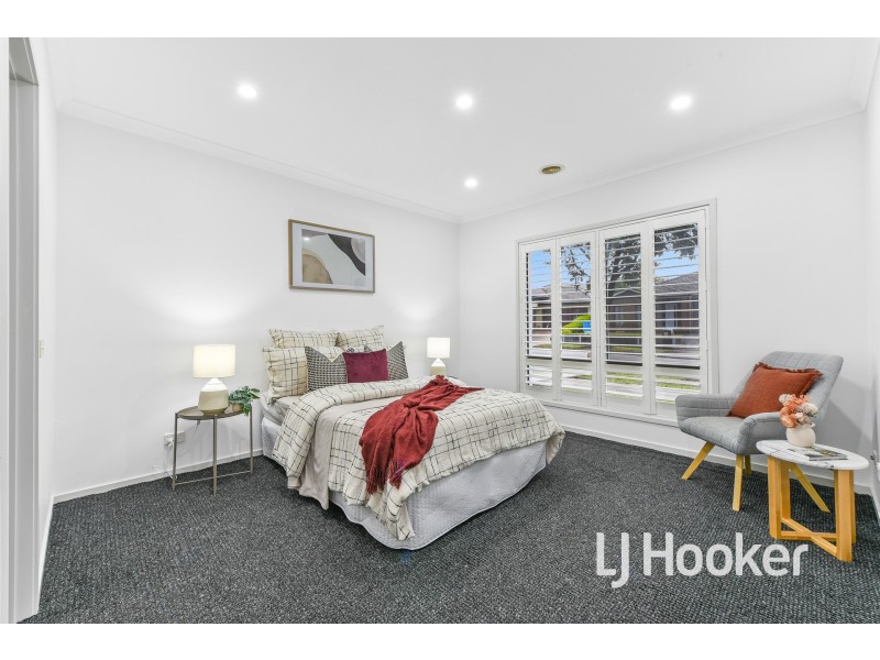 67 Sabel Drive, Cranbourne North VIC 3977