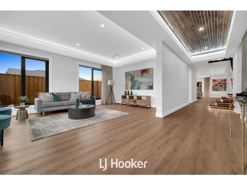 4 Drummond Drive, Berwick VIC 3806