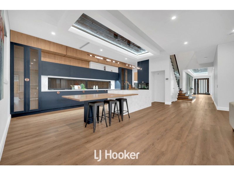 4 Drummond Drive, Berwick VIC 3806