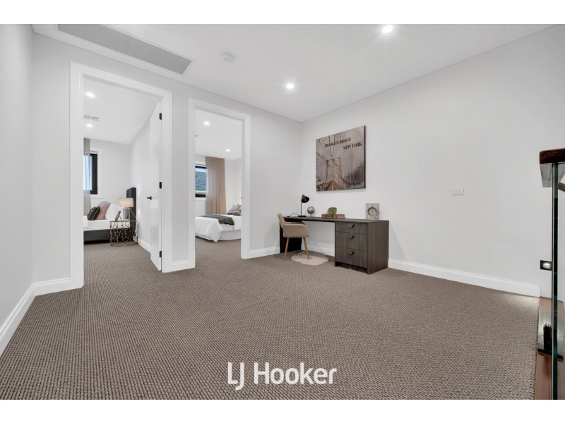 4 Drummond Drive, Berwick VIC 3806