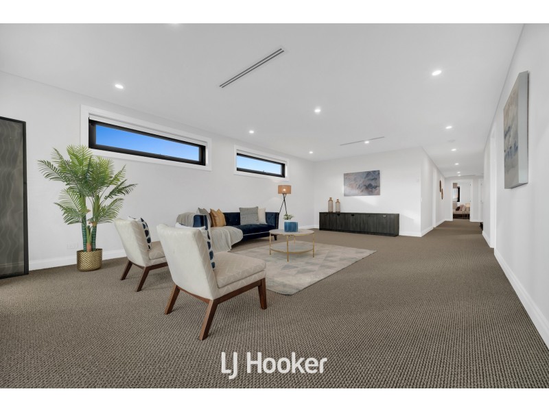 4 Drummond Drive, Berwick VIC 3806