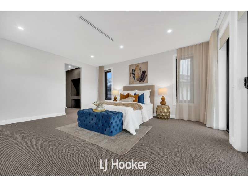 4 Drummond Drive, Berwick VIC 3806