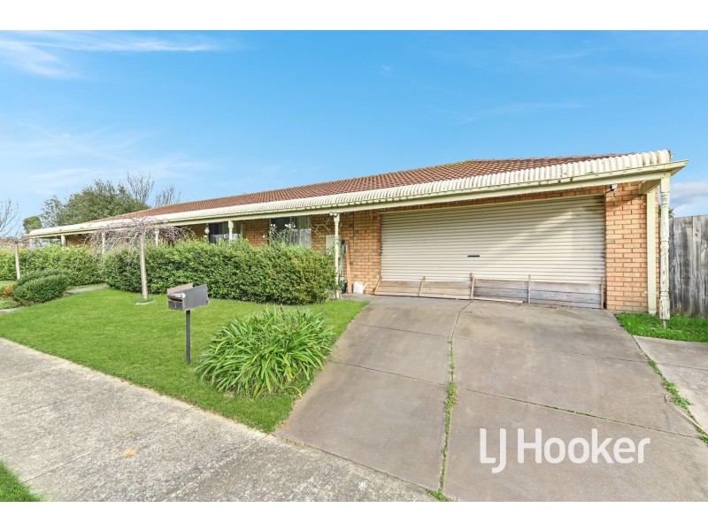 1 Connor Mews, Cranbourne East VIC 3977