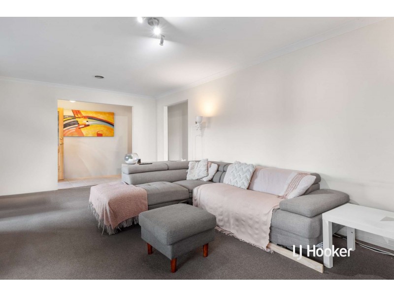 1 Connor Mews, Cranbourne East VIC 3977