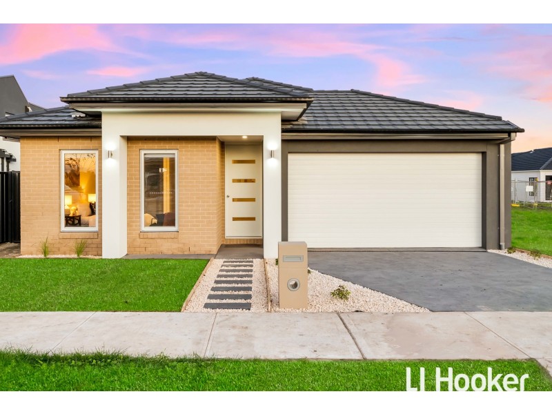 14 Coalport Rise, Officer VIC 3809