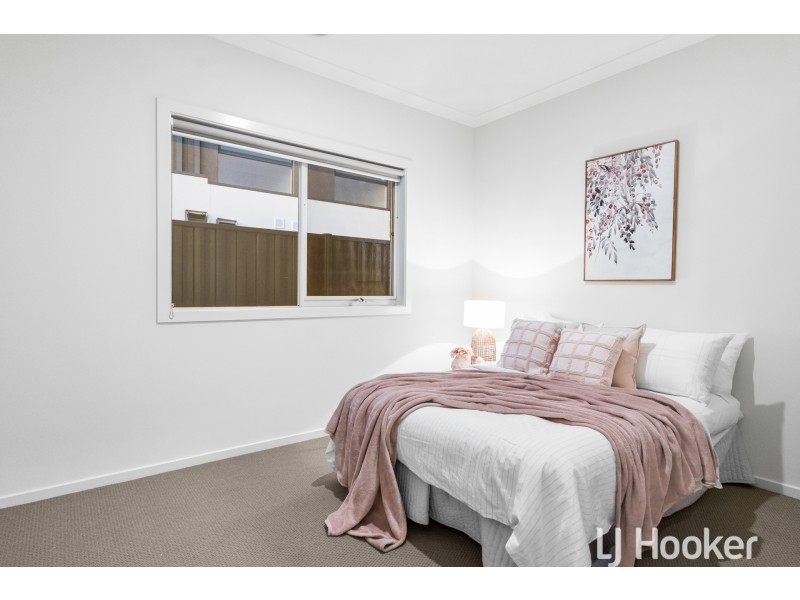 14 Coalport Rise, Officer VIC 3809