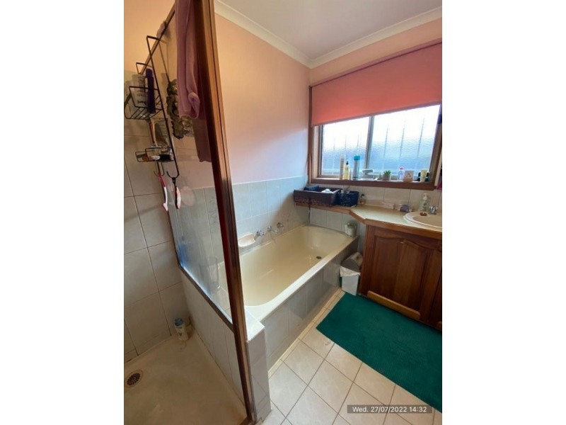 22 Strong Drive, Hampton Park VIC 3976