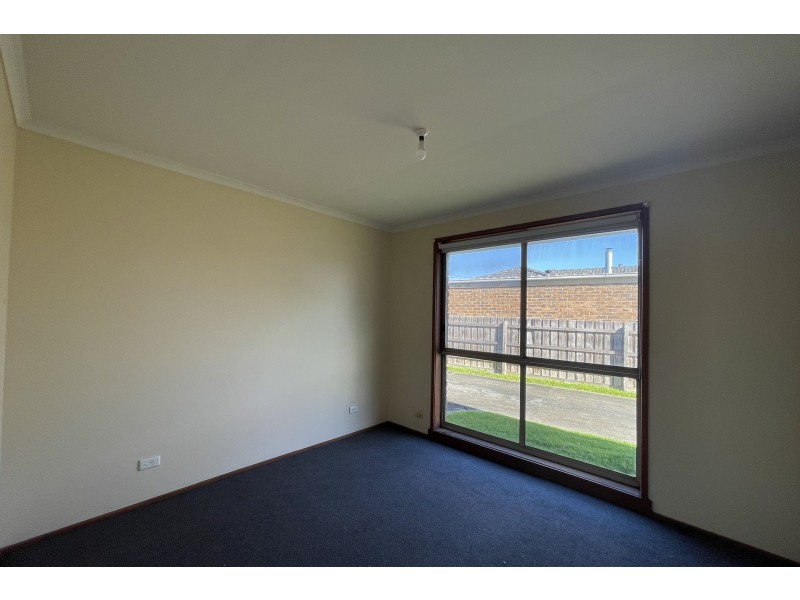 1/7 Hazlitt Court, Cranbourne VIC 3977