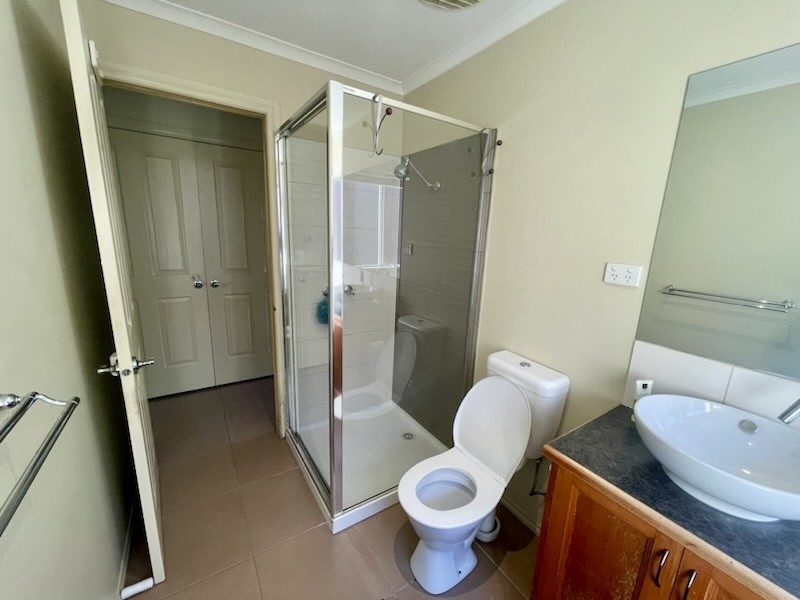 23 Mossman Drive, Cranbourne East VIC 3977