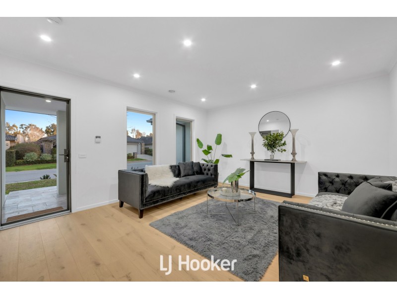 116 Sandhurst Boulevard, Sandhurst VIC 3977