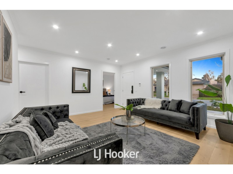 116 Sandhurst Boulevard, Sandhurst VIC 3977