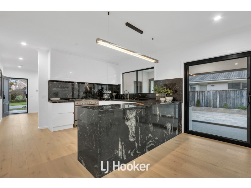 116 Sandhurst Boulevard, Sandhurst VIC 3977