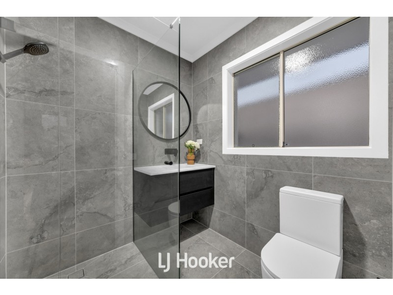 116 Sandhurst Boulevard, Sandhurst VIC 3977