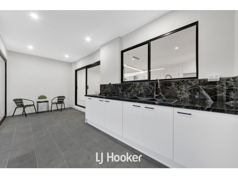 116 Sandhurst Boulevard, Sandhurst VIC 3977