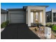 21 Freiberger Grove, Clyde North VIC 3978