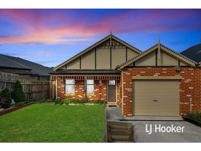 38 Ayesha Rise, Pakenham VIC 3810