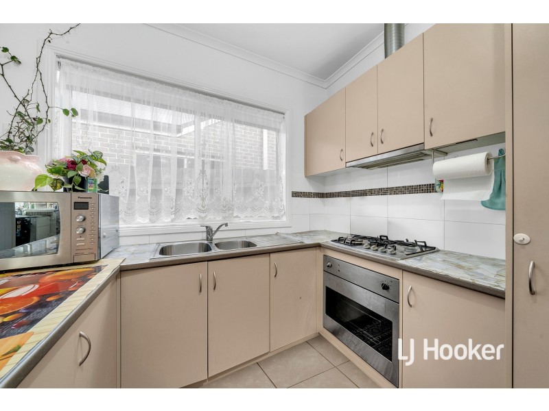 38 Ayesha Rise, Pakenham VIC 3810