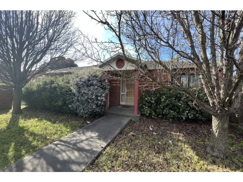 4/40 Barkly Street, Cranbourne VIC 3977