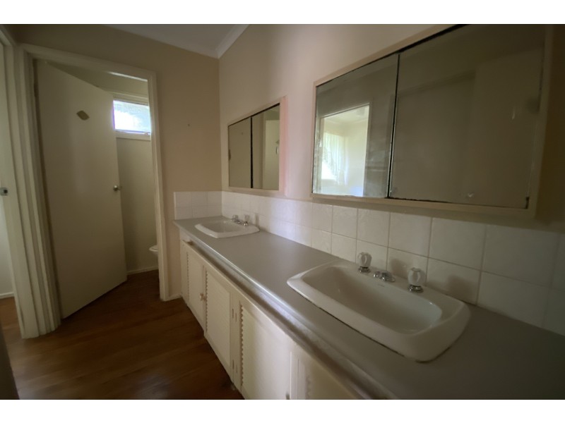 14 Winnima Avenue, Hampton Park VIC 3976