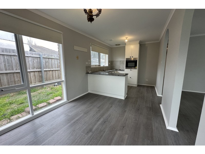 25 Bourke Road, Cranbourne VIC 3977