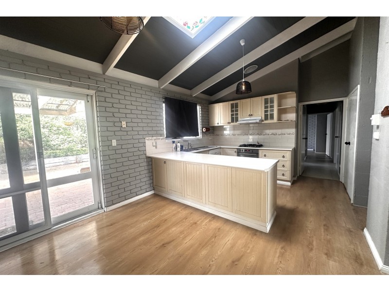 10 Pitman Court, Hampton Park VIC 3976