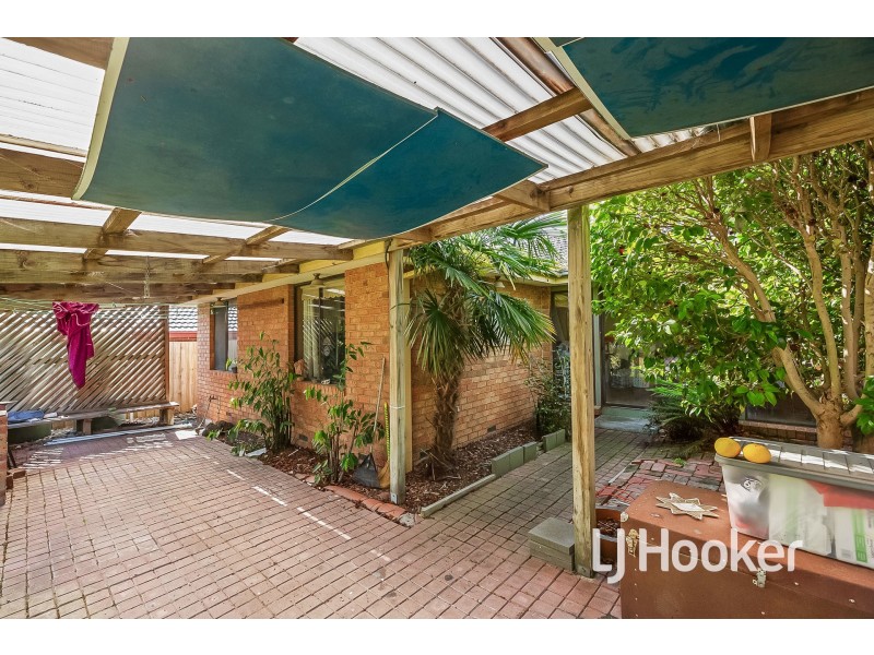 6 Ivan Crescent, Hampton Park VIC 3976