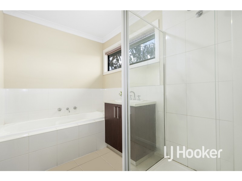 4A Jason Place, Hampton Park VIC 3976
