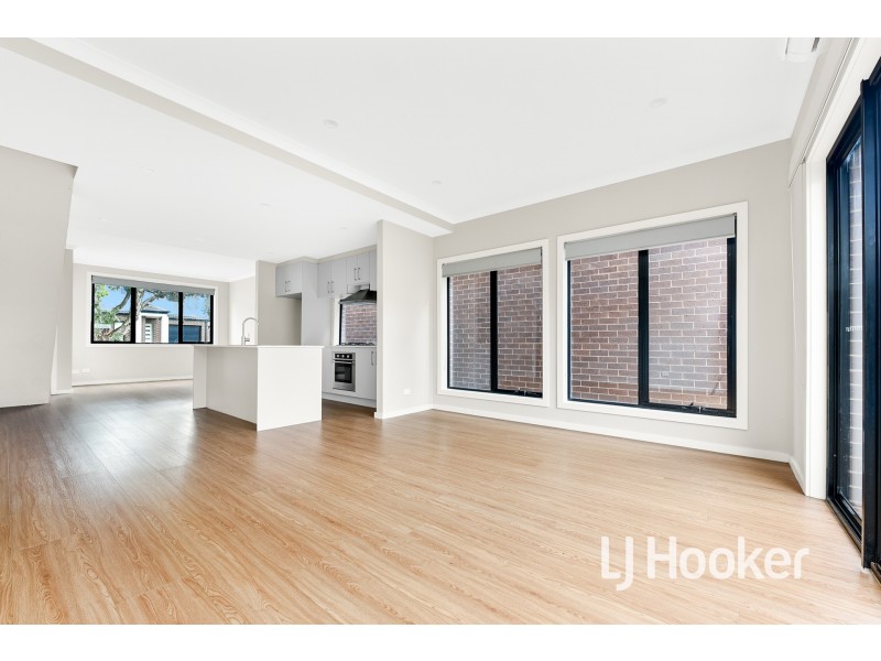 2B Alma Road, Hampton Park VIC 3976