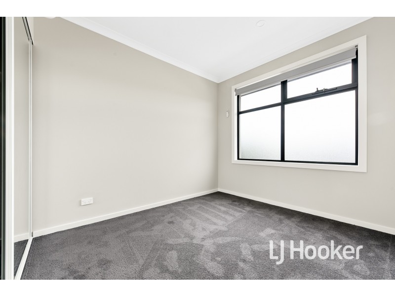 2B Alma Road, Hampton Park VIC 3976