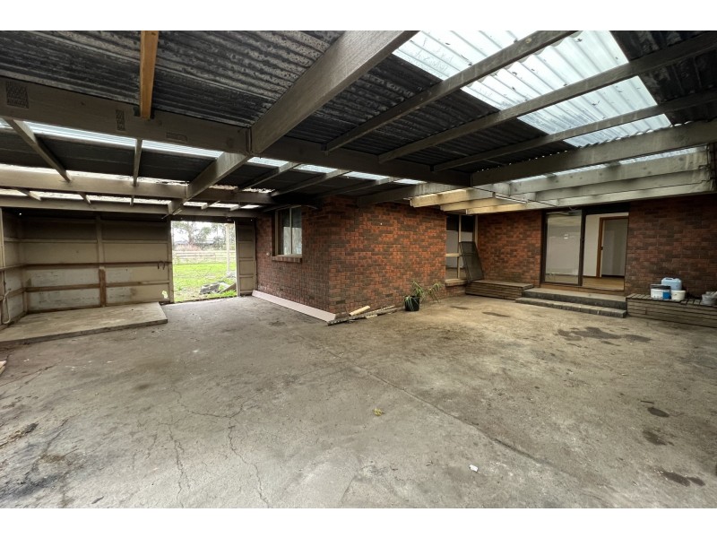 30 Collison Road, Cranbourne East VIC 3977
