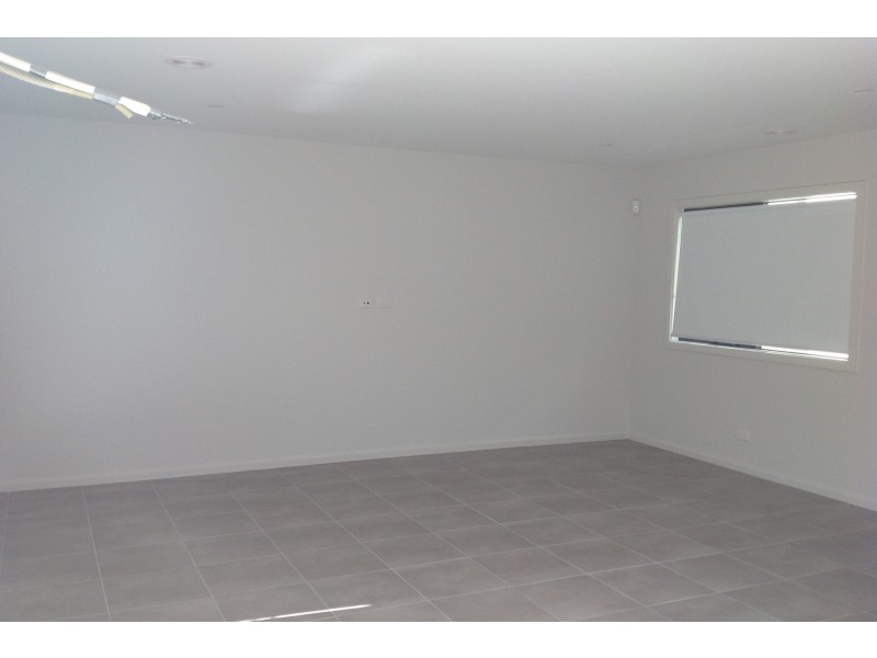 5 Trendale Lane, Clyde VIC 3978