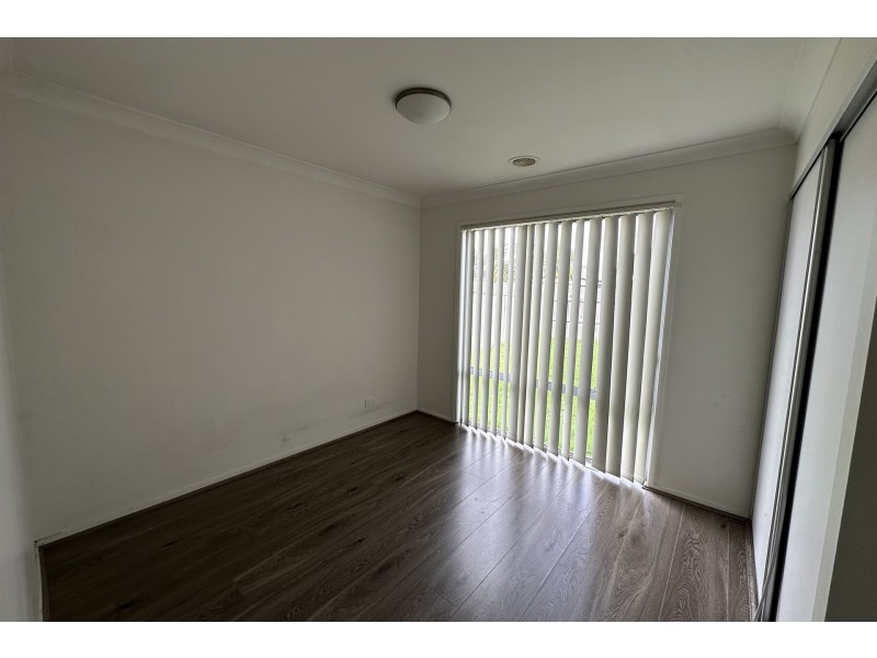 13 Bremer Street, Clyde North VIC 3978