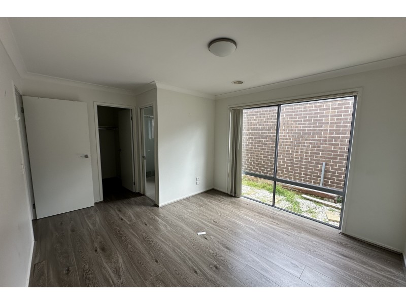 13 Bremer Street, Clyde North VIC 3978