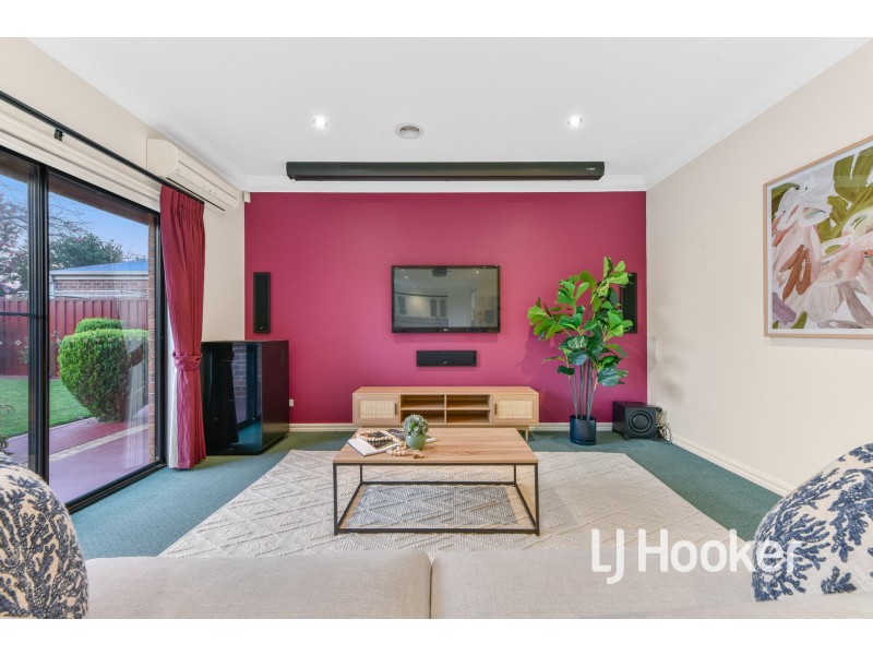 27 Rivergum Rise, Hampton Park VIC 3976