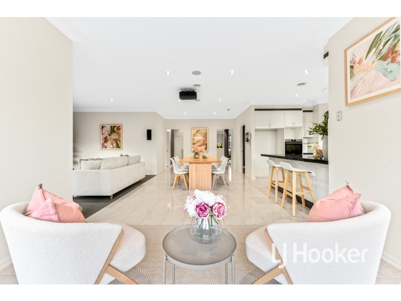 27 Rivergum Rise, Hampton Park VIC 3976